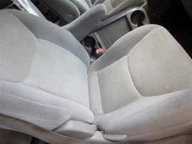 2006 Toyota Sienna LE White 3.3L AT 2WD #Z24720